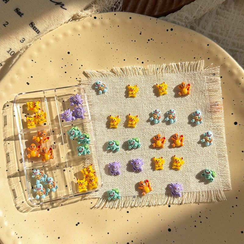 Crafting Resin - Pokemon-Nagelkunst-Accessoires, niedliche Mini-3D-Squirtle- und Gengar-Harz-DIY-Nageldekorationen, ein