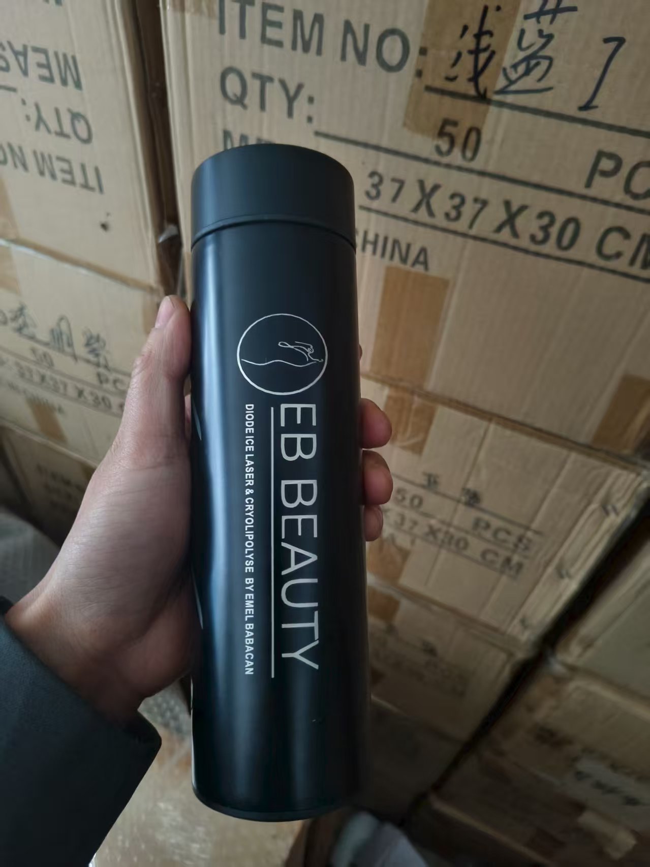 Thermoflasche mit Logo-Namen u – Vacuum Chamber Small Bewertung und Preis
